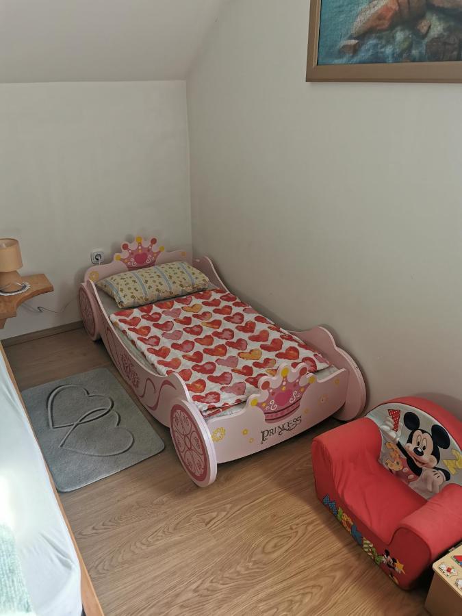 Apartman I Soba Hadela Sveti Martin Na Muri Eksteriør bilde